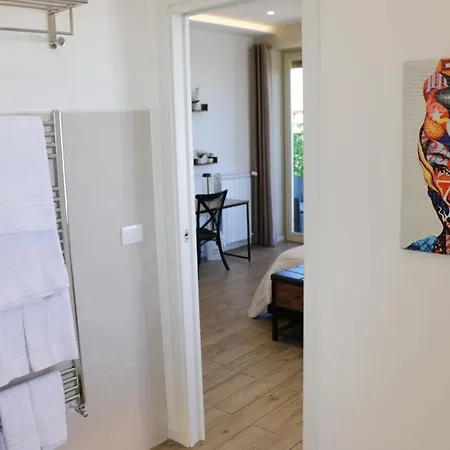 Seascape Guest house 4*
